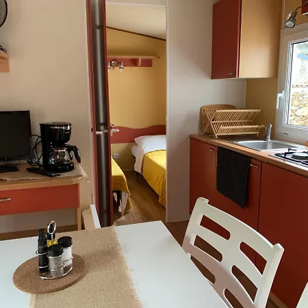 Camping De La Ferme Aux Anesses, Mobil Home Myrtille Bressuire Esterno foto
